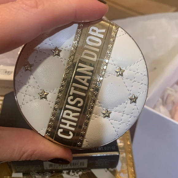 Dior Gold Compact with White Accents, golden, must have!Brand new,luminizer - Picture 12 of 14